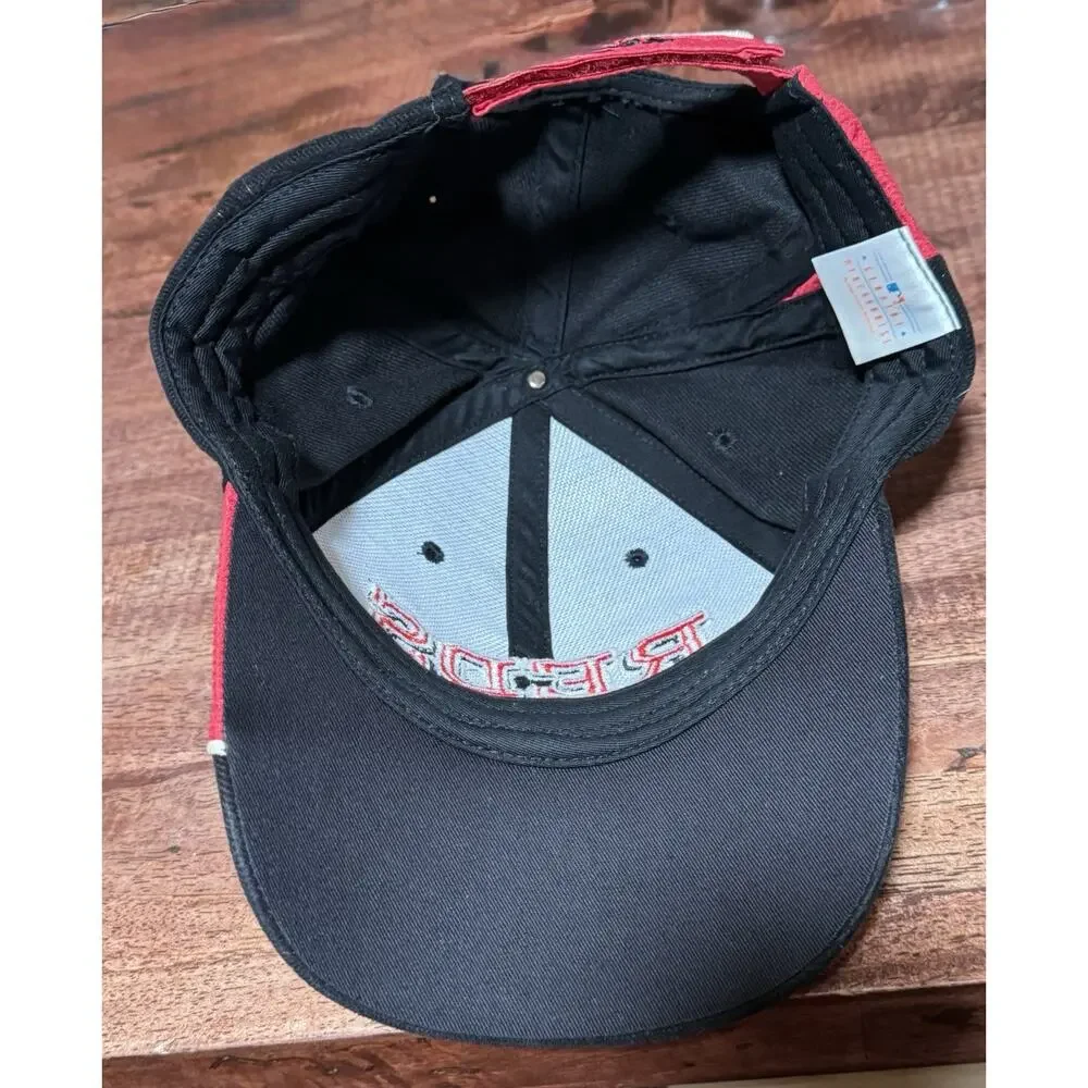 Vintage Cincinnati Reds Black / Red Embroidered Cap/Hat Adjustable